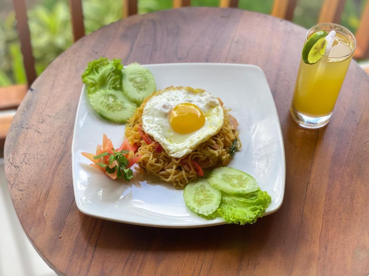 Klungkung Mertha Sari Resto & Bungalow المظهر الخارجي الصورة